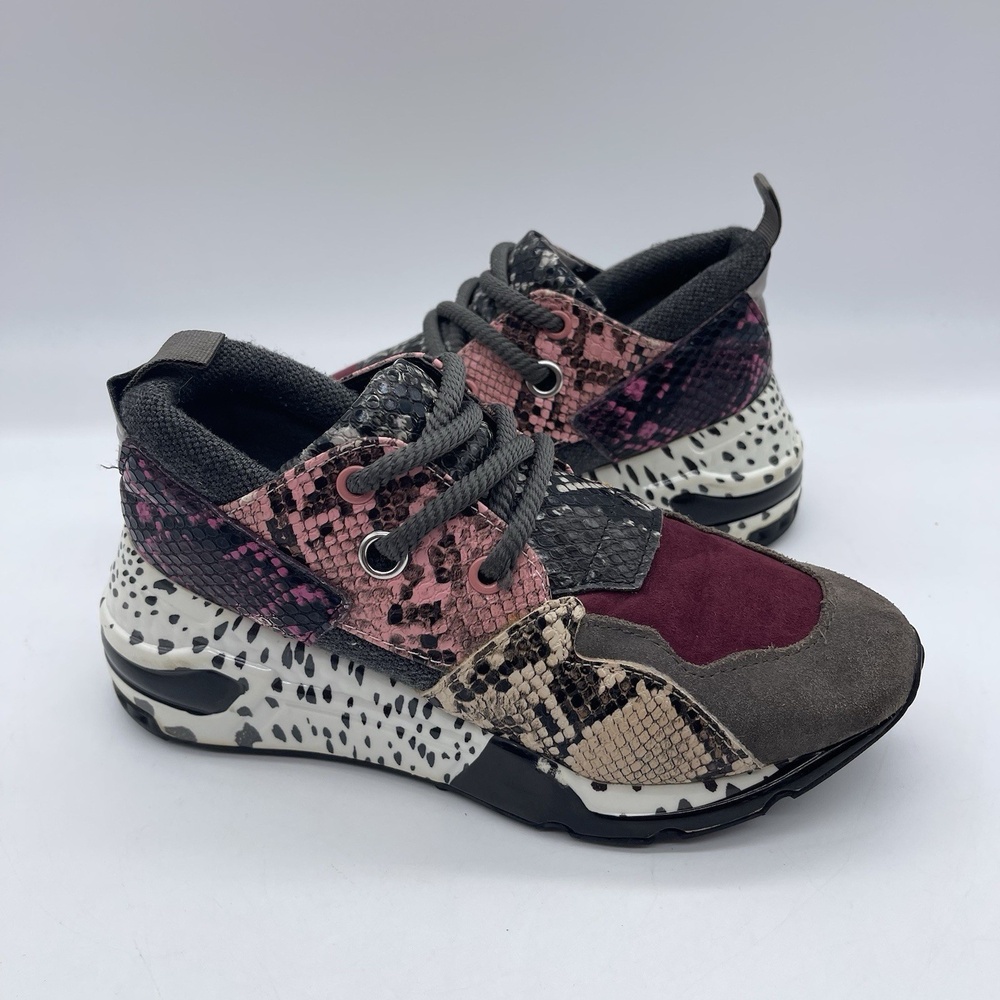 Michael Kors Cliff Women's Approximate Size 5 Multicolor Animal Print Shoes